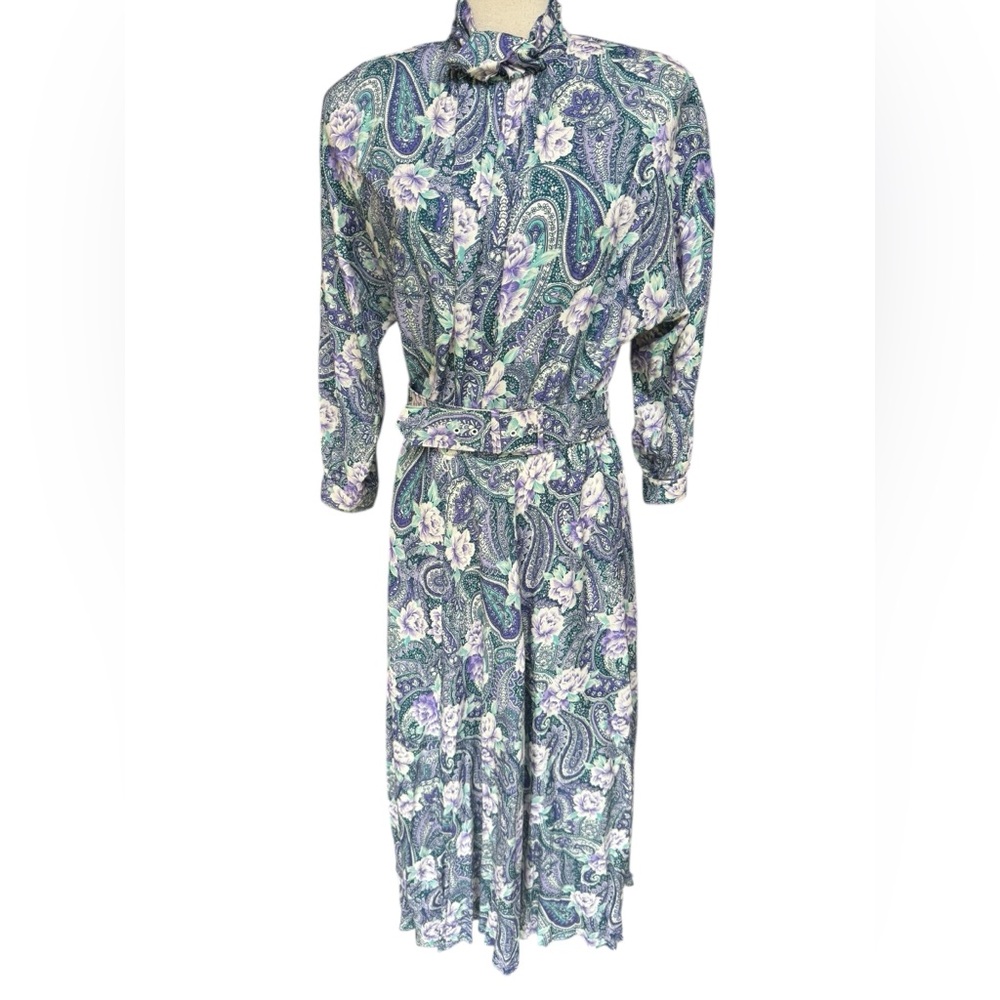 1980s/Early 90s E.D. Michaels Large Paisley & Floral Print w/Matching Belt Maxi